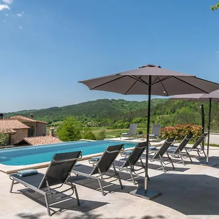 Palazza * פאזין