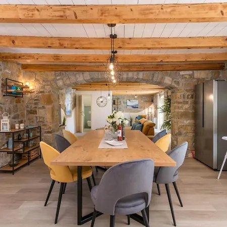 וילה Palazza פאזין