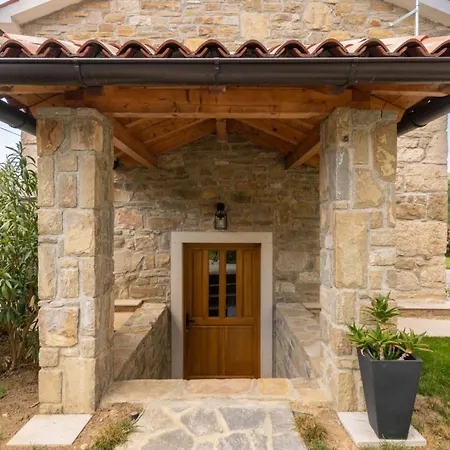 Palazza וילה פאזין