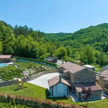 וילה Palazza פאזין